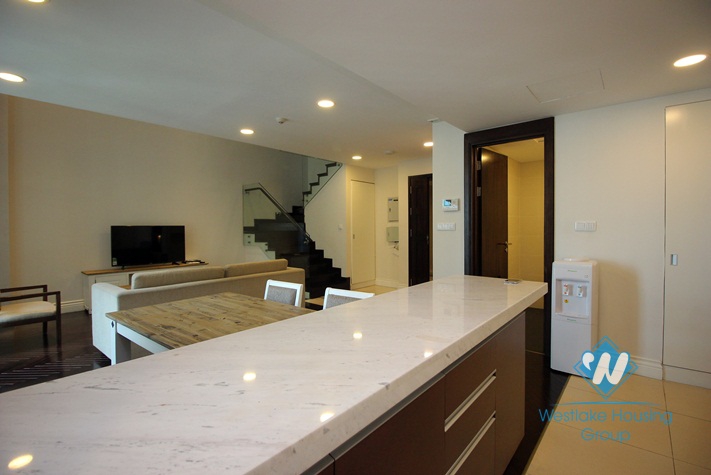 Exquisite high rise condo apartment for rent in city centre